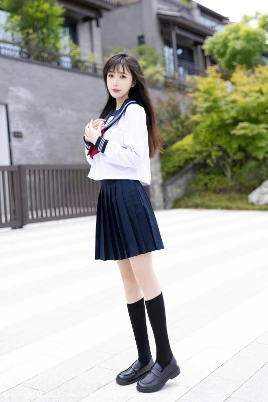 [XIAOYU语画界] Vol.1045 模特林星阑 – 学妹制服+黑色长筒袜贵州旅拍-小乔阁