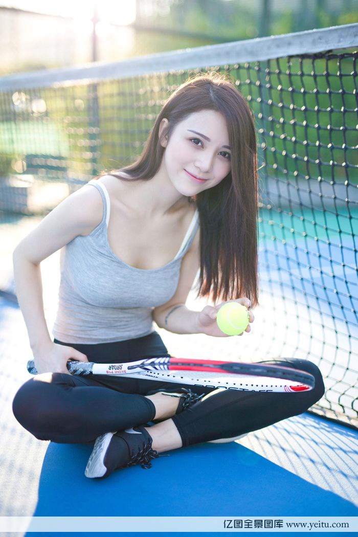 图片[5]-美女模特嘟嘟清秀完美身材网球场性感写真-小乔阁