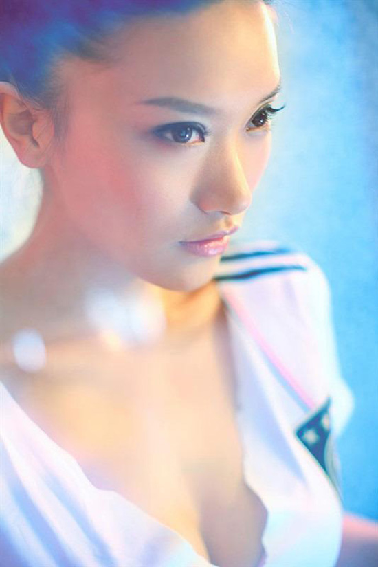 大波足球宝贝美女徐茜儿写真-小乔阁