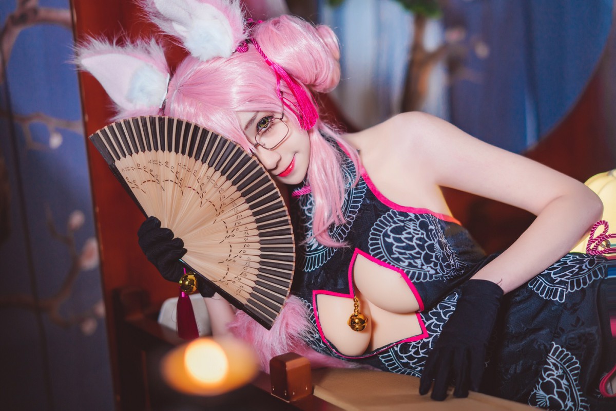 [Cosplay]南桃Momoko – 玉藻前旗袍 – COSPLAY-小乔阁