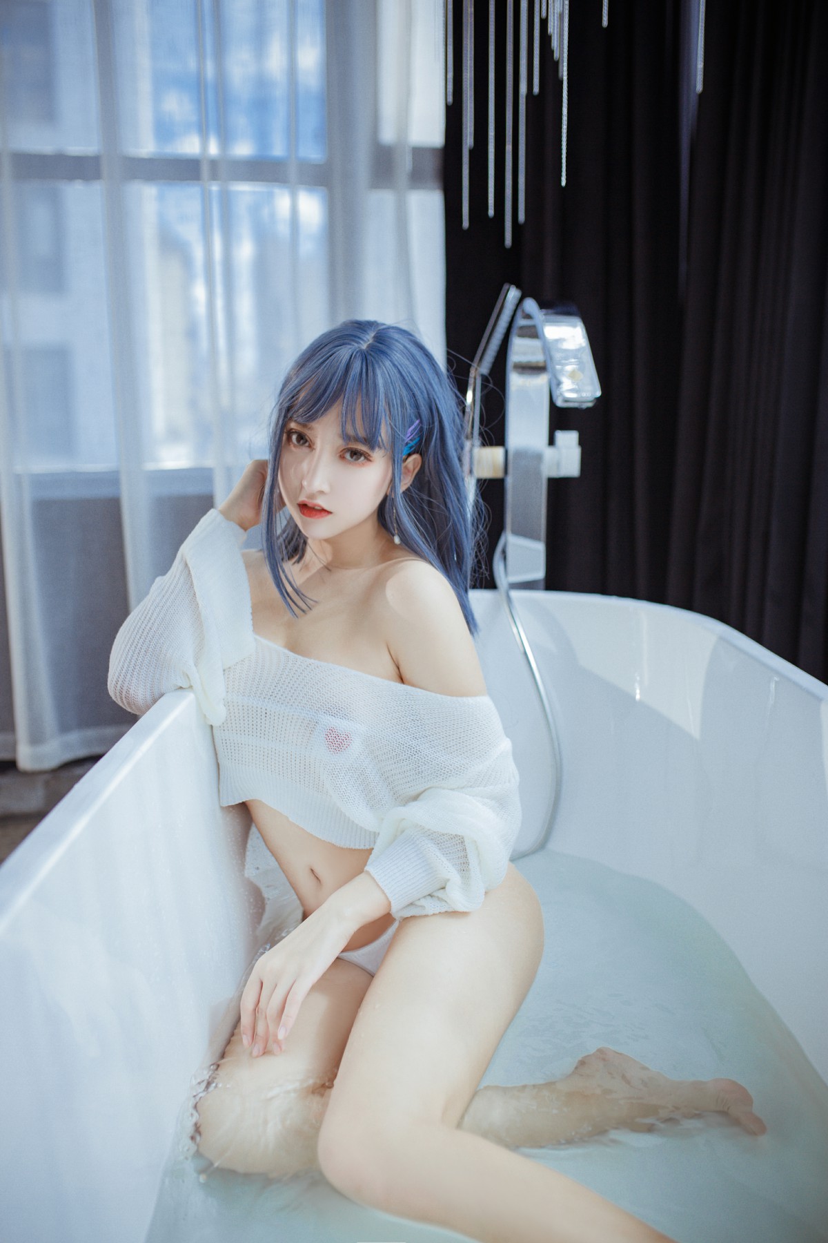 图片[14]-[Cosplay]过期米线线喵 – 浴缸 – COSPLAY-小乔阁