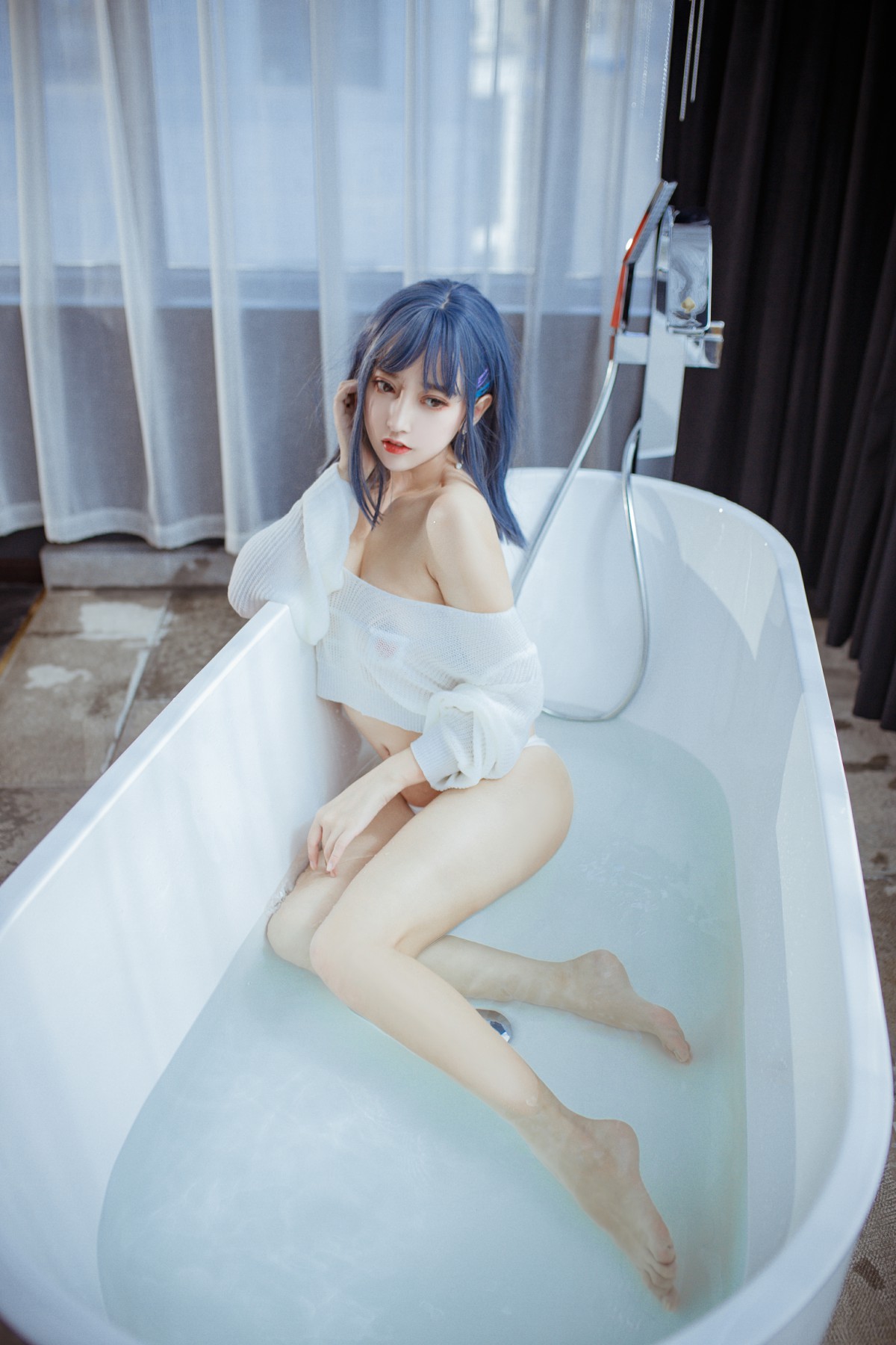 图片[18]-[Cosplay]过期米线线喵 – 浴缸 – COSPLAY-小乔阁