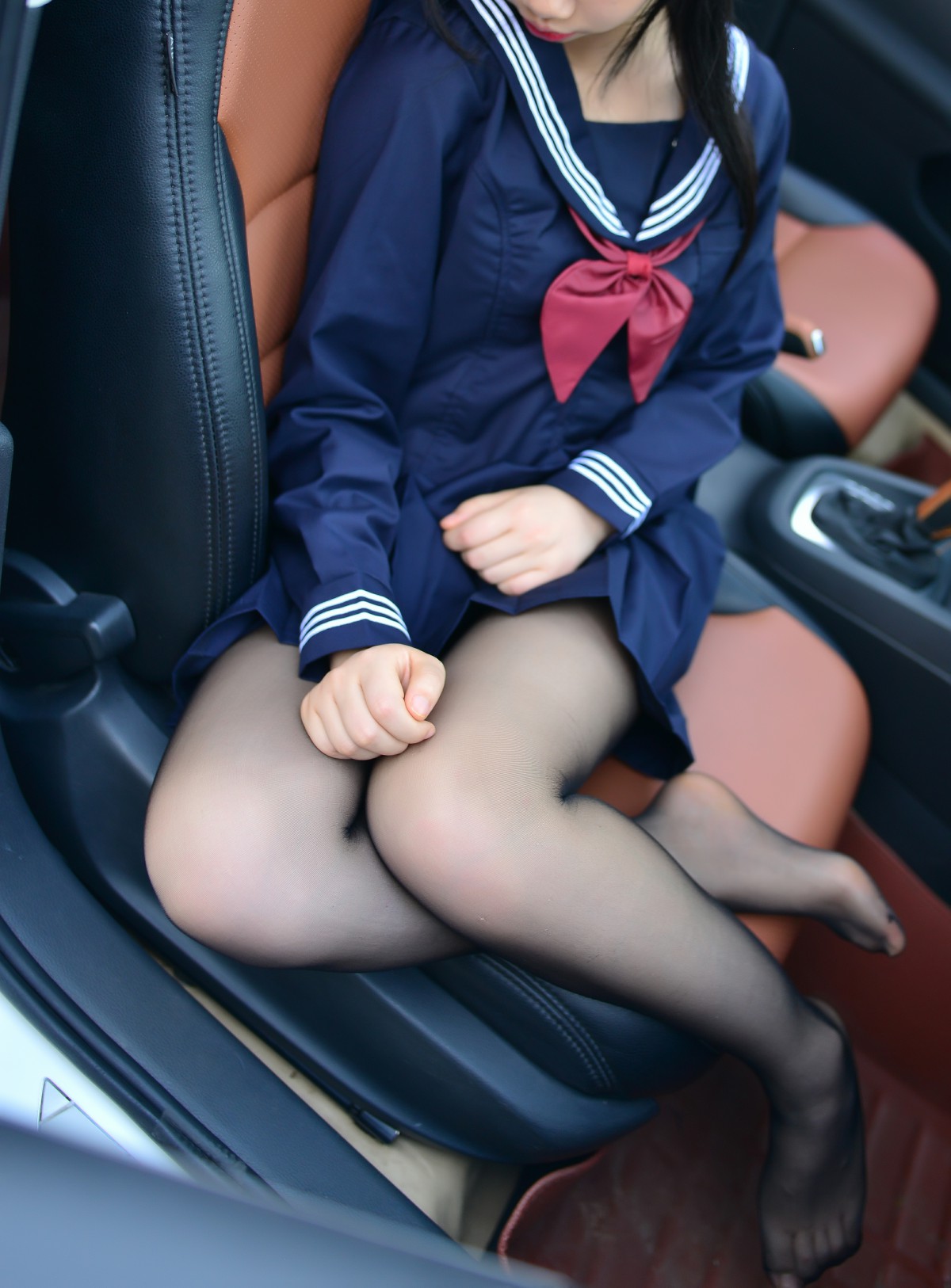 图片[18]-Cos小姐姐雪琪 – 车内JK – COSPLAY-小乔阁