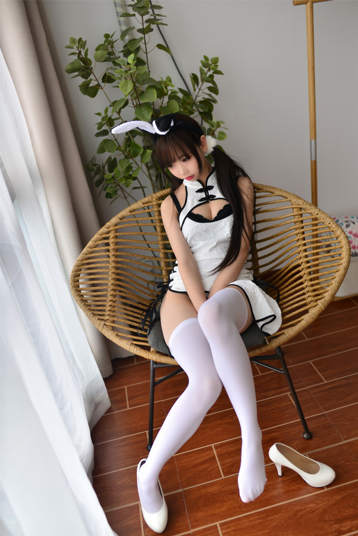 图片[25]-Cos小姐姐雪琪 – 七三旗袍 – COSPLAY-小乔阁