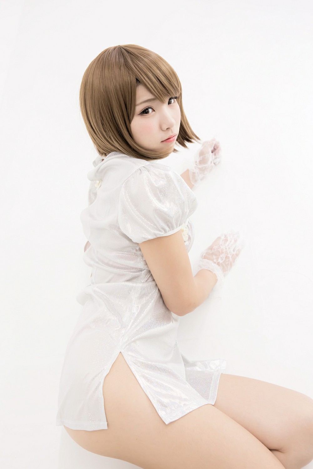 图片[19]-中華娘娘之白色旗袍与美腿高跟 – COSPLAY-小乔阁