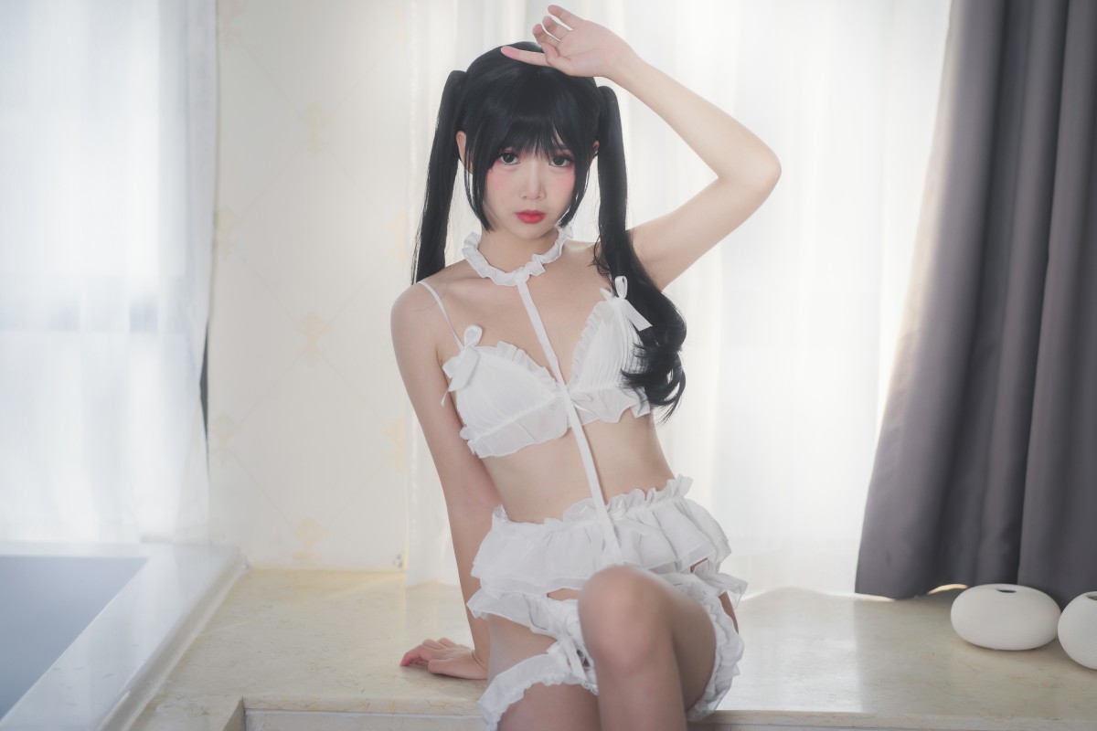 [Cosplay]面饼仙儿 – 脑内少女 白内衣 – COSPLAY-小乔阁