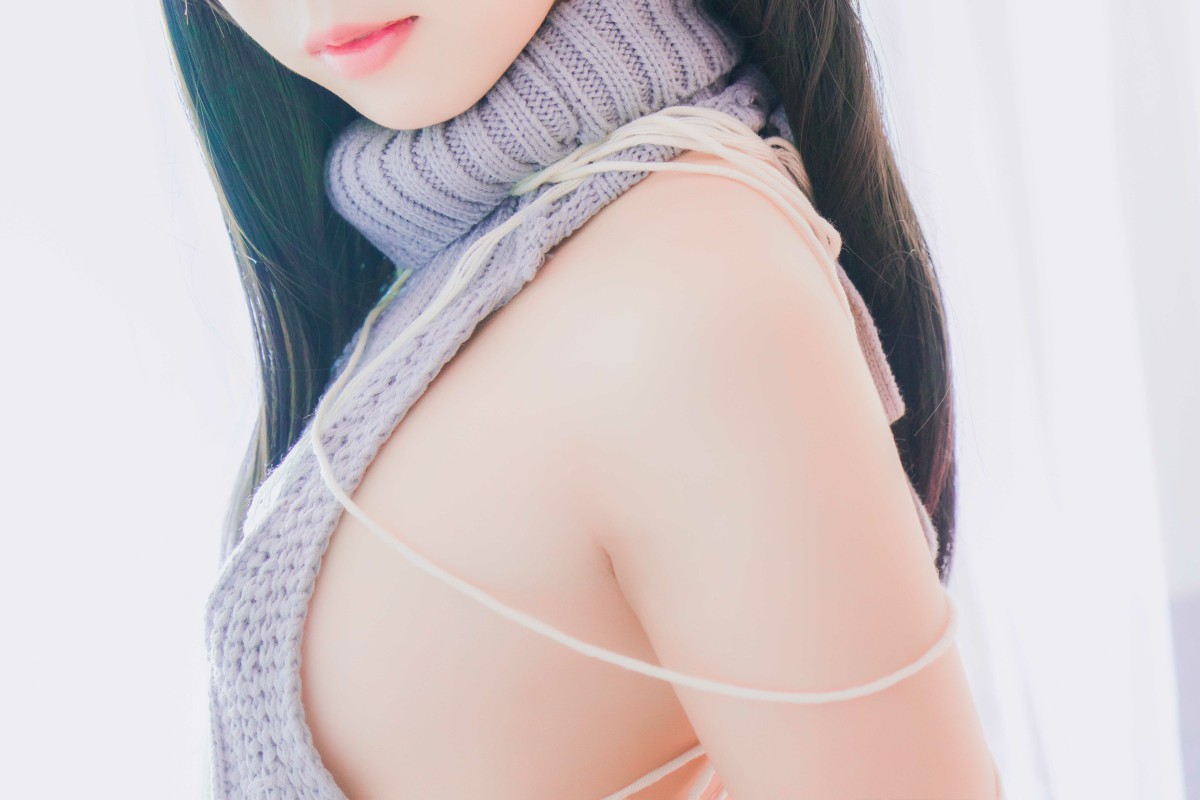 图片[35]-[Cosplay]面饼仙儿 – 露背毛衣 – COSPLAY-小乔阁