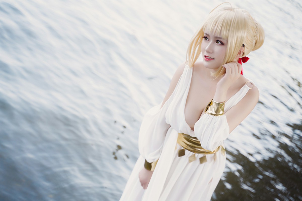 图片[25]-甜美女神 白裙飘逸难以抵挡的诱惑 – COSPLAY-小乔阁