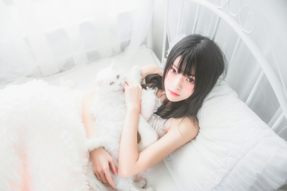 图片[31]-萝莉风COS 桜桃喵 – 纯白私房 – COSPLAY-小乔阁