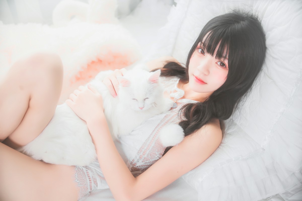 图片[35]-萝莉风COS 桜桃喵 – 纯白私房 – COSPLAY-小乔阁