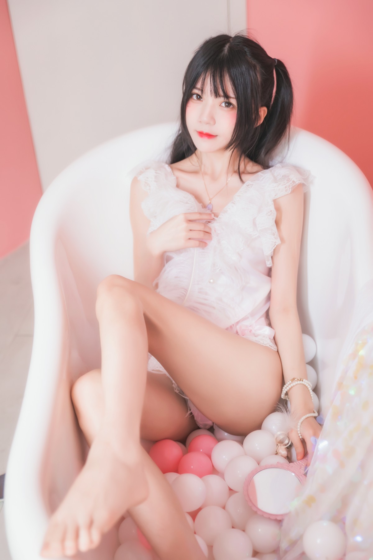 图片[9]-萝莉风COS 桜桃喵 –粉色浴缸 – COSPLAY-小乔阁