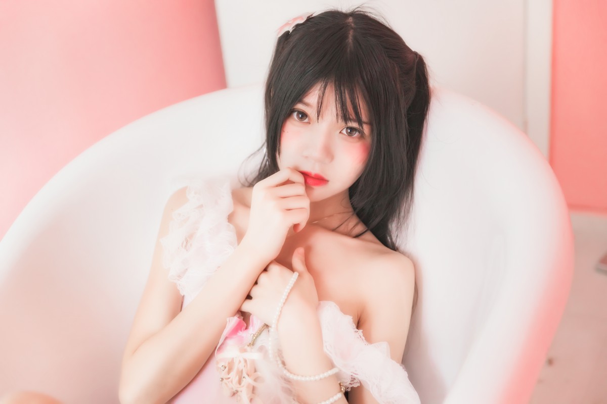 图片[15]-萝莉风COS 桜桃喵 –粉色浴缸 – COSPLAY-小乔阁