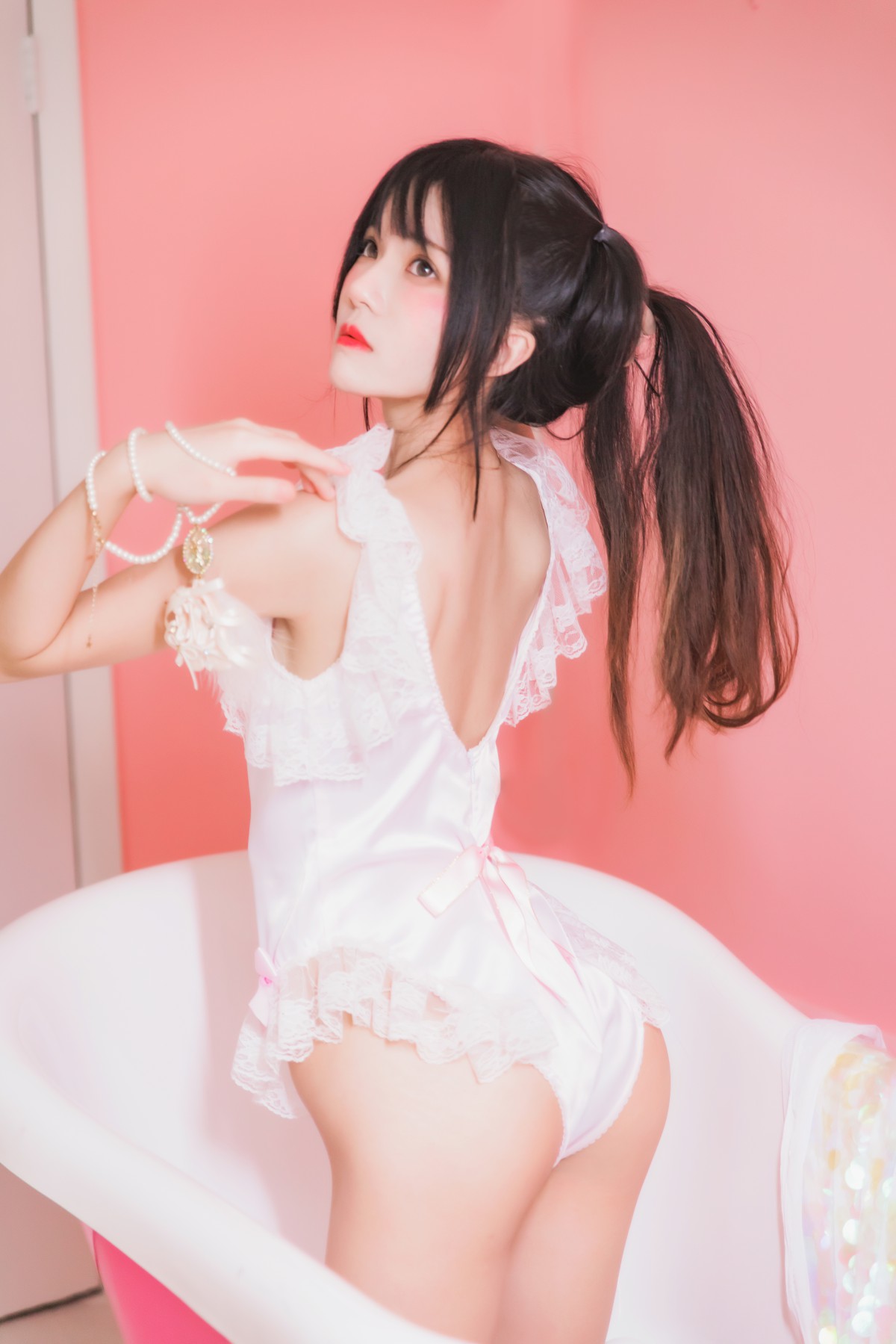 图片[19]-萝莉风COS 桜桃喵 –粉色浴缸 – COSPLAY-小乔阁