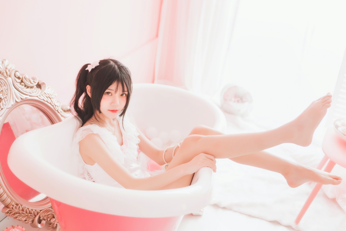 图片[26]-萝莉风COS 桜桃喵 –粉色浴缸 – COSPLAY-小乔阁