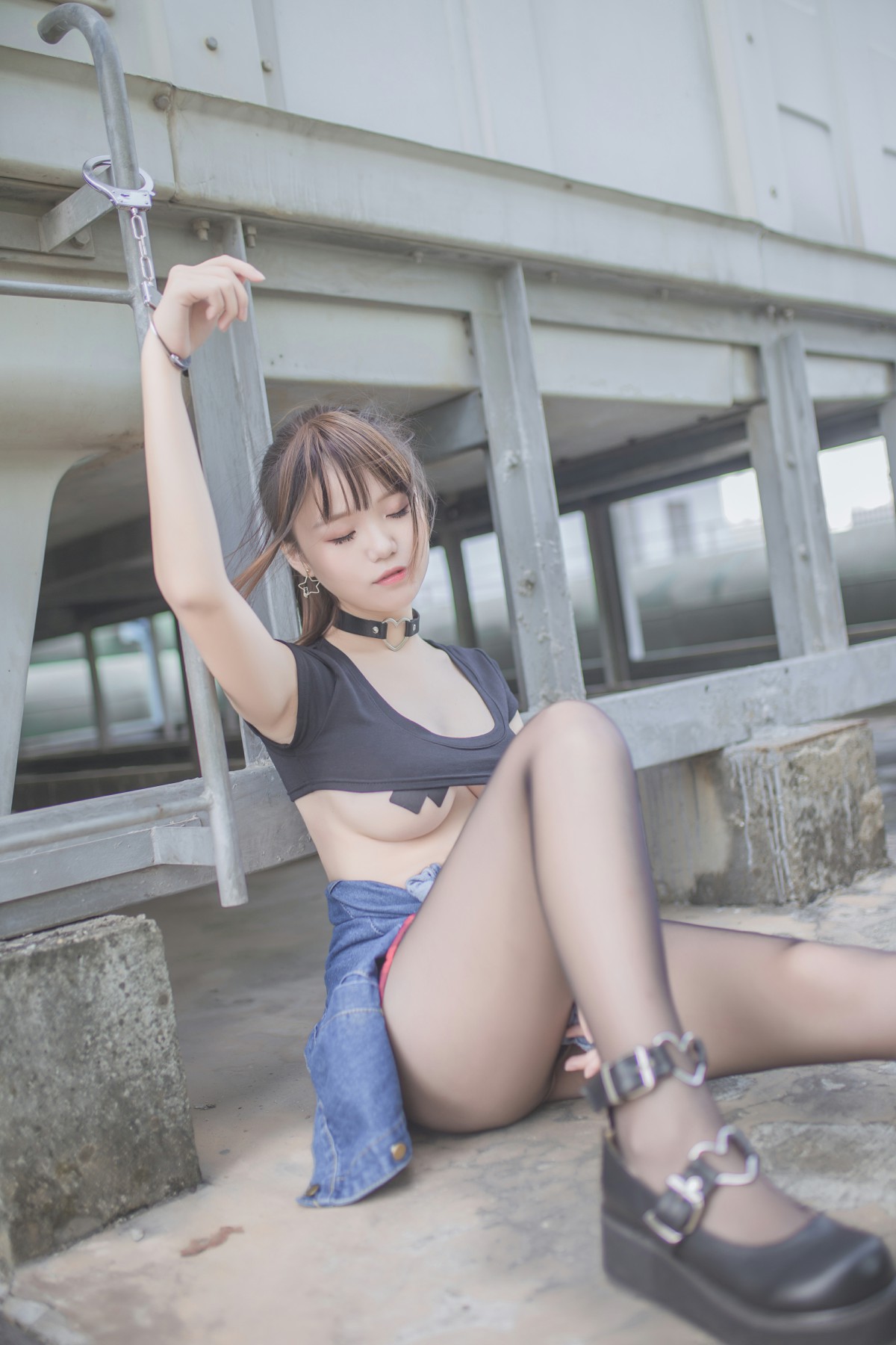 图片[25]-性感人气COSER Yoko宅夏Cos – 红色格子 – COSPLAY-小乔阁