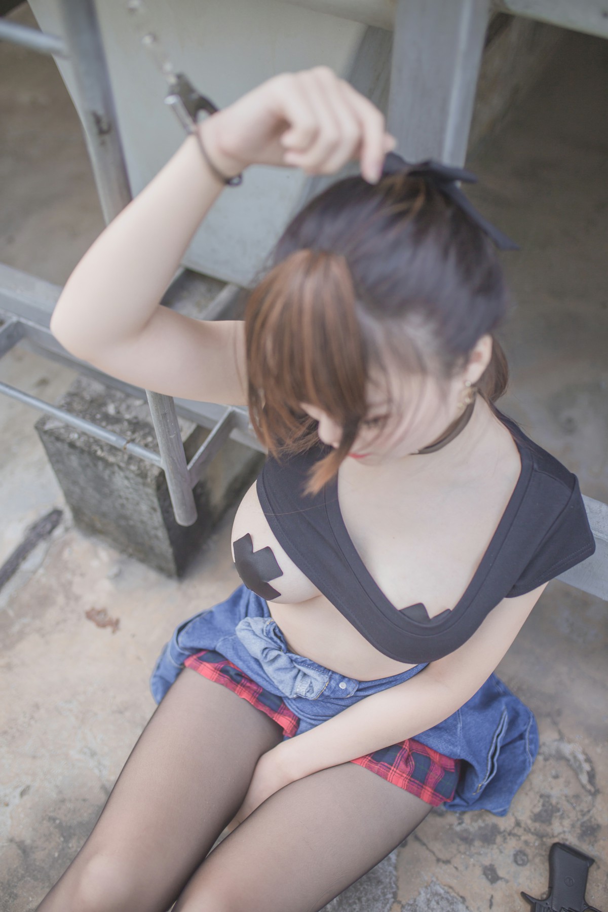 图片[27]-性感人气COSER Yoko宅夏Cos – 红色格子 – COSPLAY-小乔阁