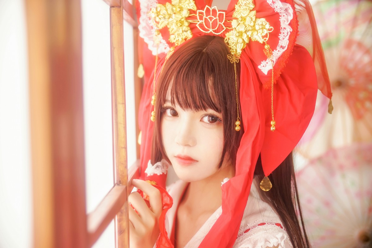 图片[8]-萝莉风COS 桜桃喵 – 灵梦 新年快乐 – COSPLAY-小乔阁