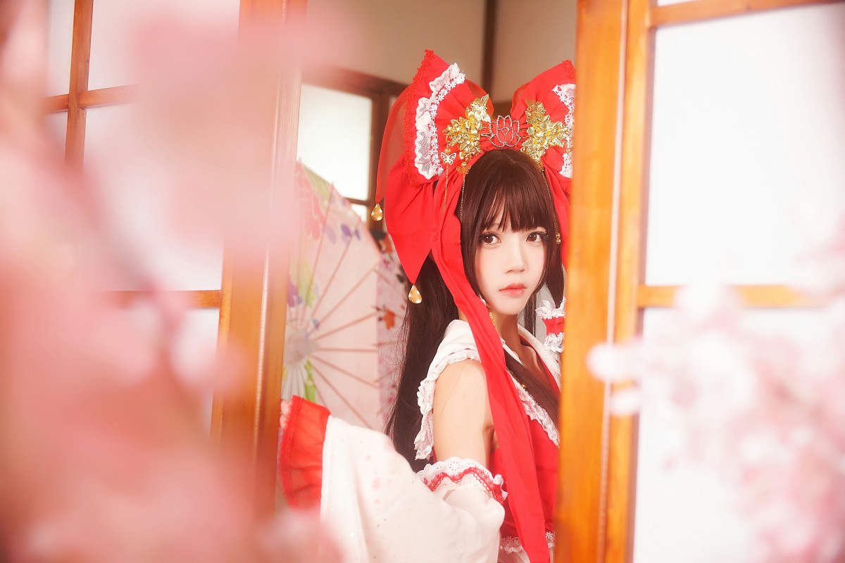 图片[10]-萝莉风COS 桜桃喵 – 灵梦 新年快乐 – COSPLAY-小乔阁