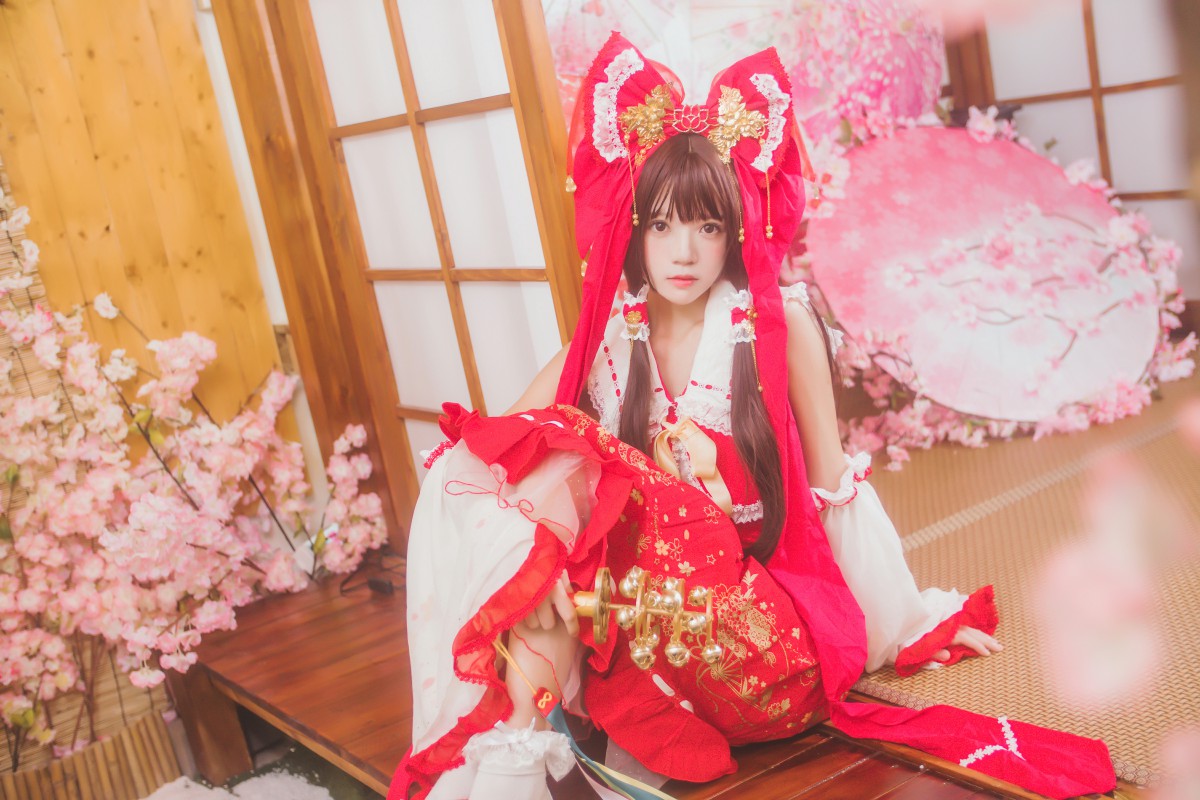 图片[24]-萝莉风COS 桜桃喵 – 灵梦 新年快乐 – COSPLAY-小乔阁