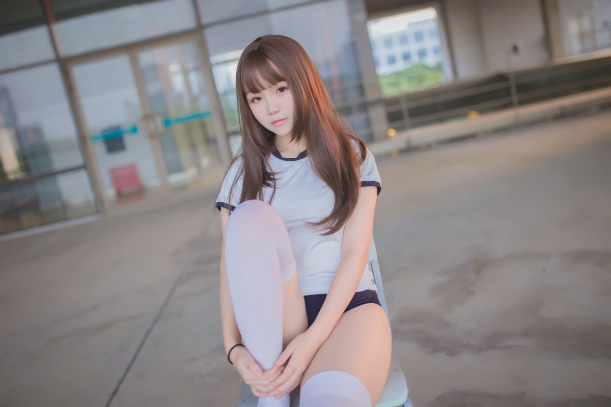 性感人气COSER Yoko宅夏Cos – 白丝捆绑 – COSPLAY-小乔阁