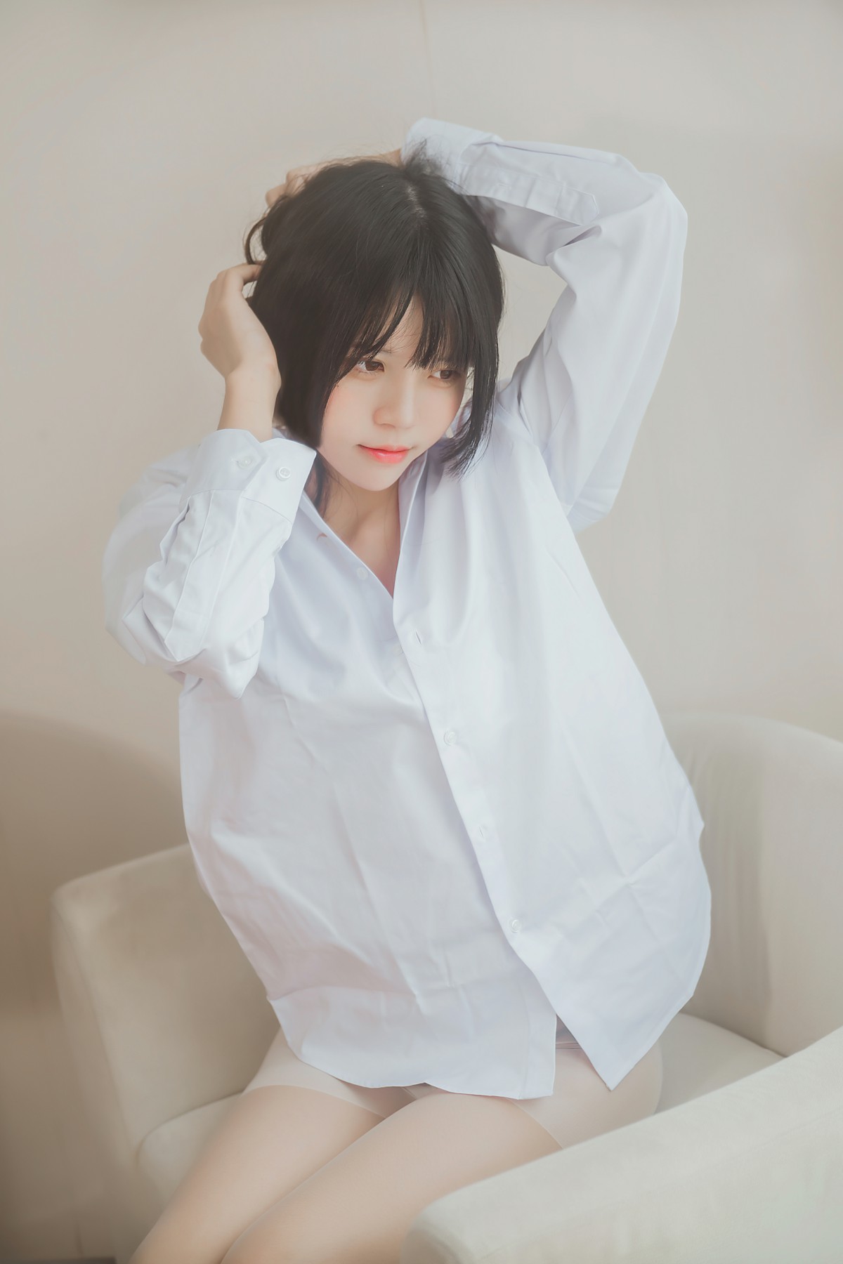 萝莉风COS 桜桃喵 – 白衬衫散发 – COSPLAY-小乔阁