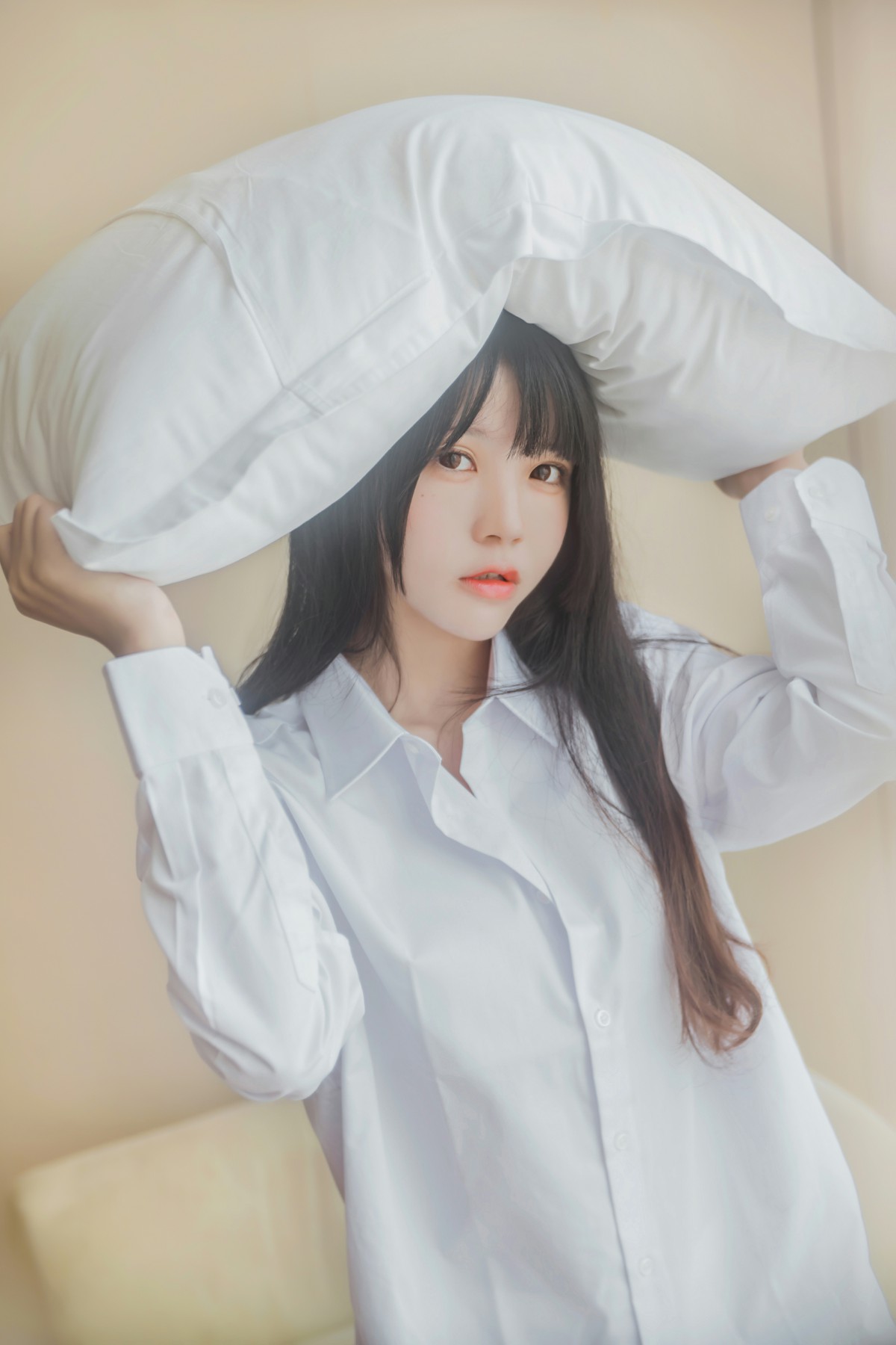 图片[9]-萝莉风COS 桜桃喵 – 白衬衫散发 – COSPLAY-小乔阁