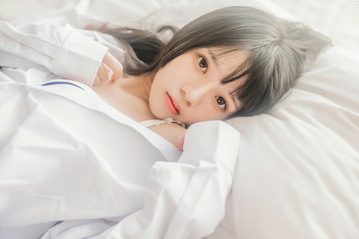 图片[19]-萝莉风COS 桜桃喵 – 白衬衫散发 – COSPLAY-小乔阁