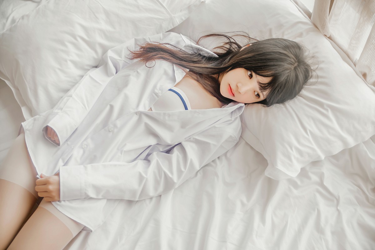 图片[29]-萝莉风COS 桜桃喵 – 白衬衫散发 – COSPLAY-小乔阁