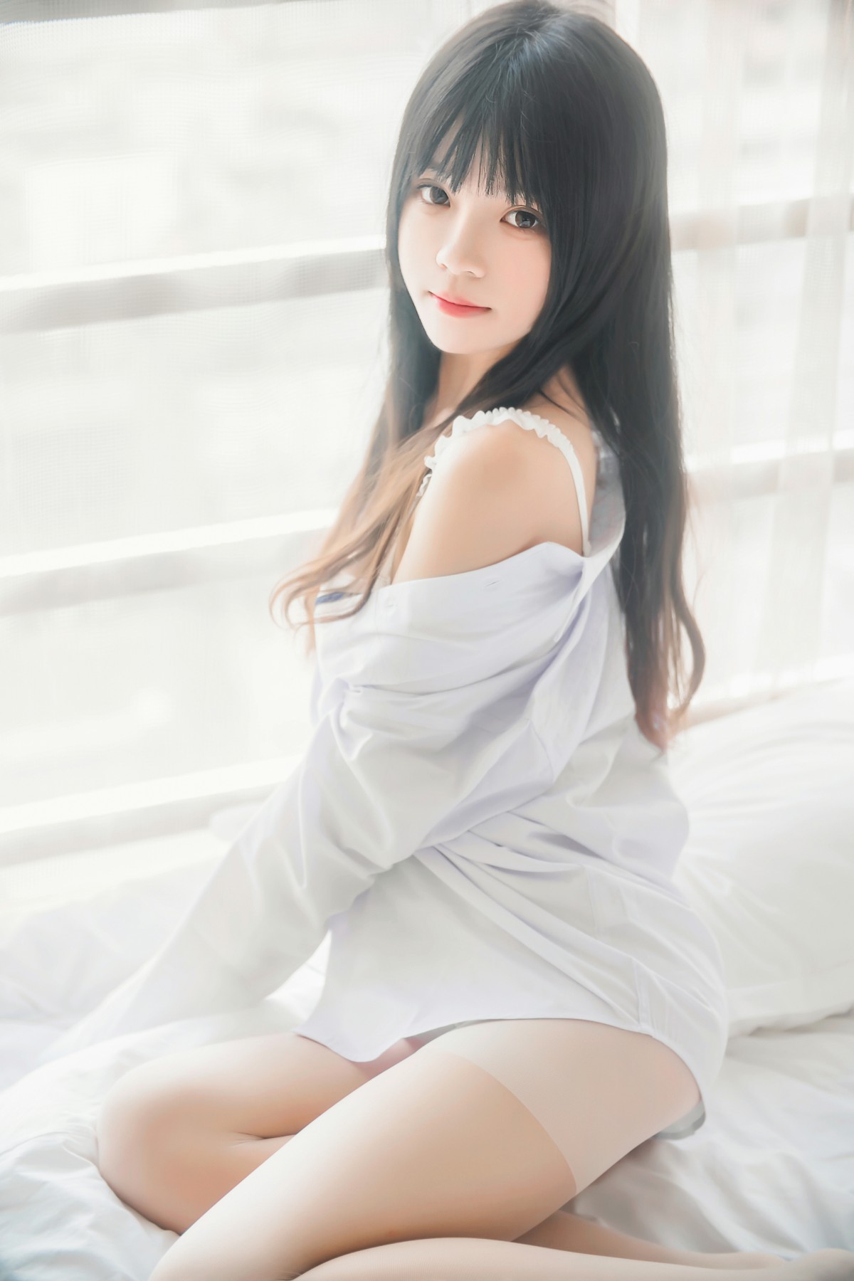 图片[31]-萝莉风COS 桜桃喵 – 白衬衫散发 – COSPLAY-小乔阁