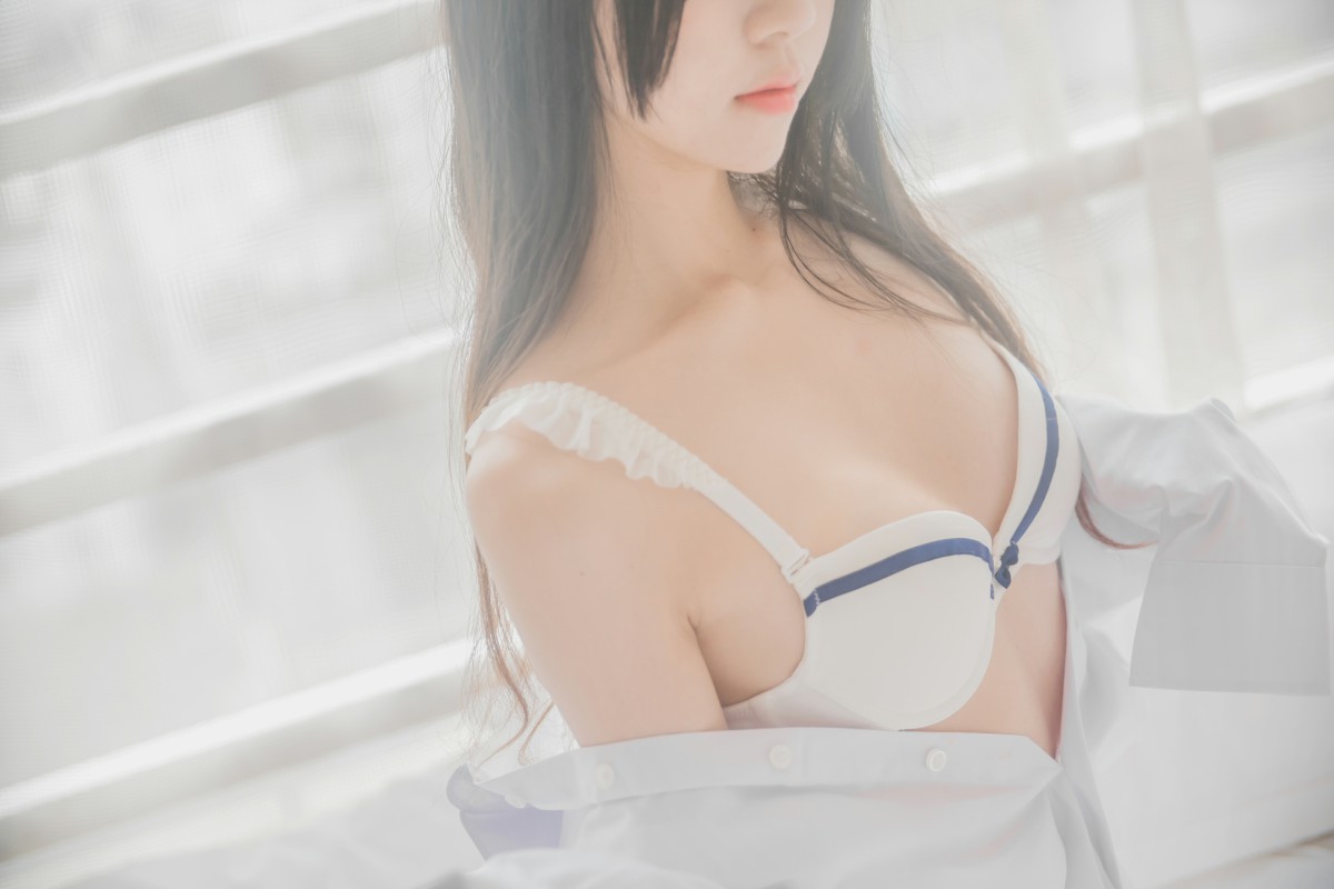 图片[35]-萝莉风COS 桜桃喵 – 白衬衫散发 – COSPLAY-小乔阁