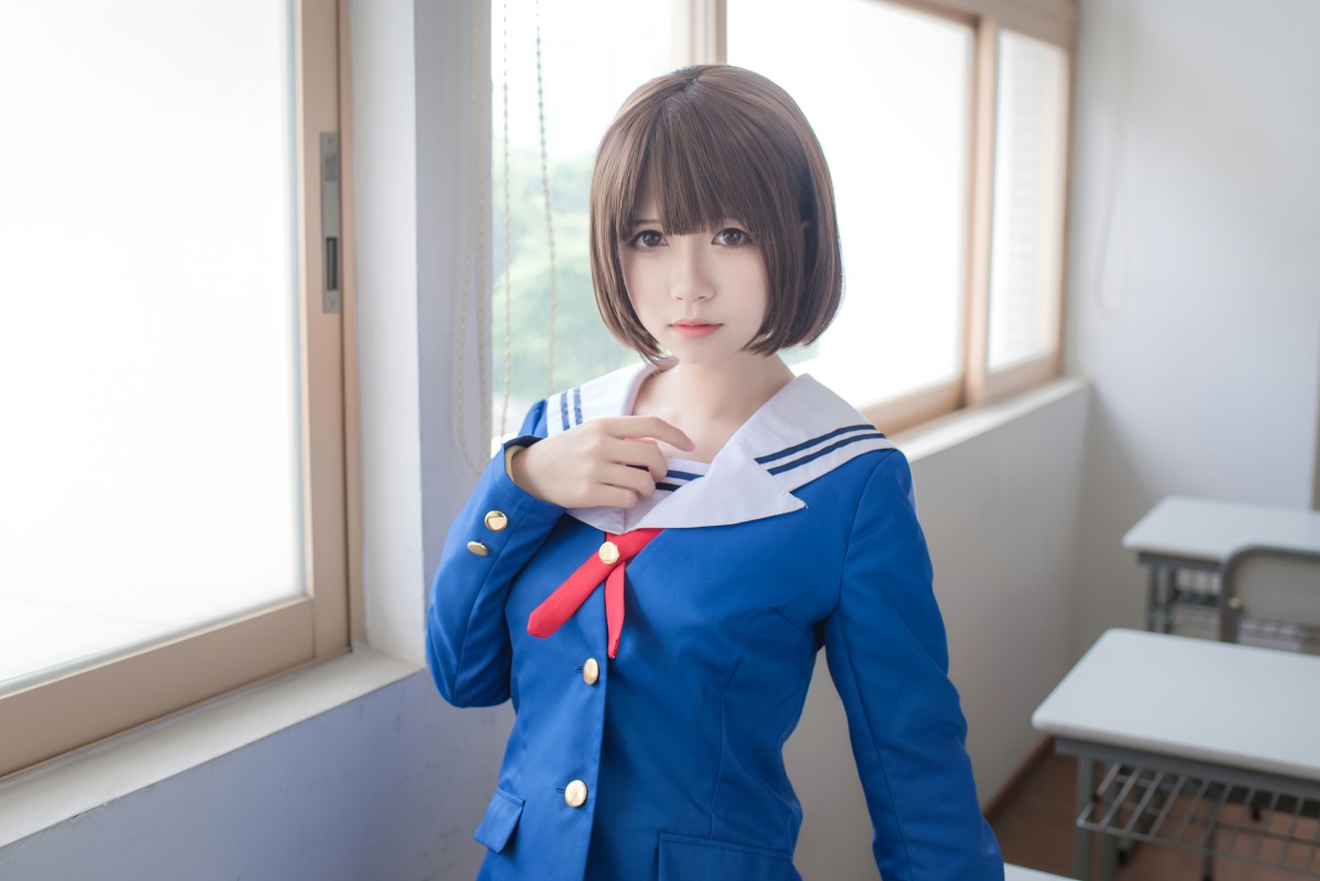 白金Saki写真 – 校服 – COSPLAY-小乔阁