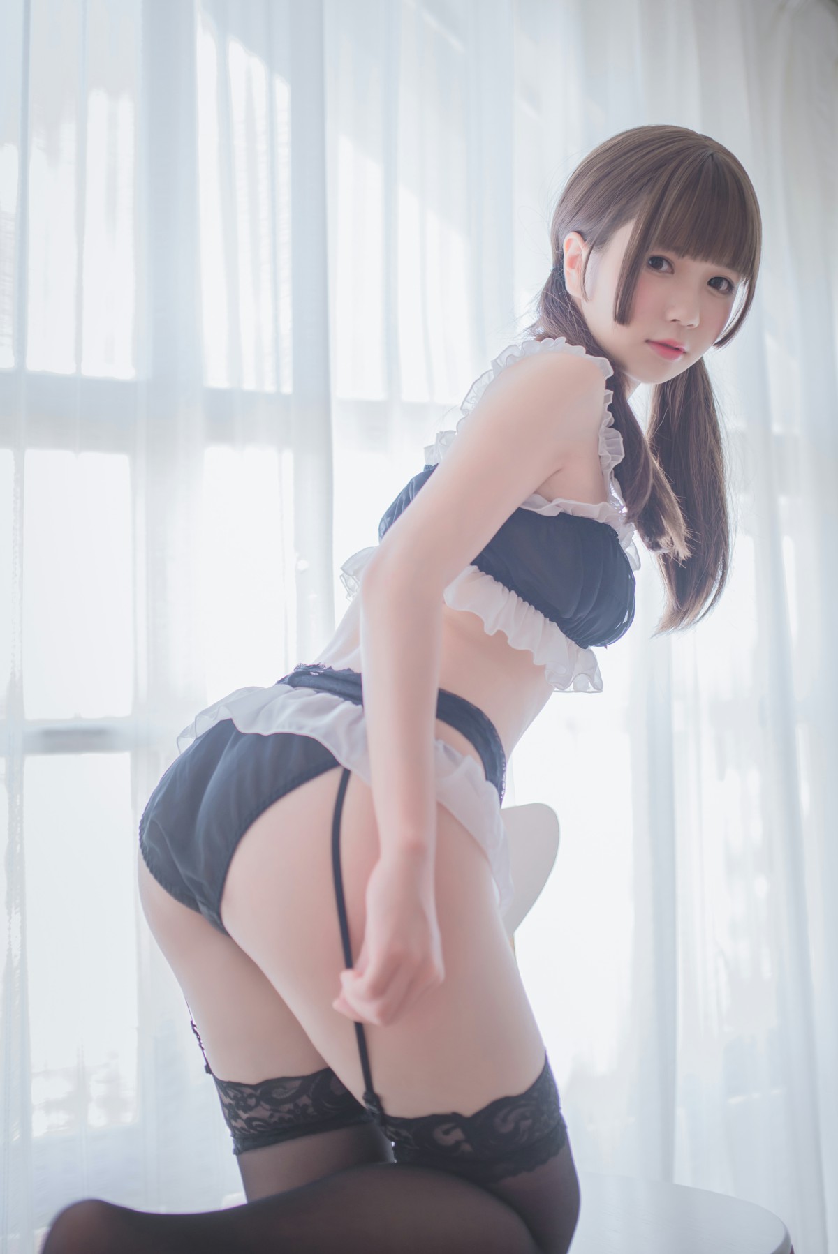 图片[11]-白金Saki写真 – 吊带袜私房 – COSPLAY-小乔阁