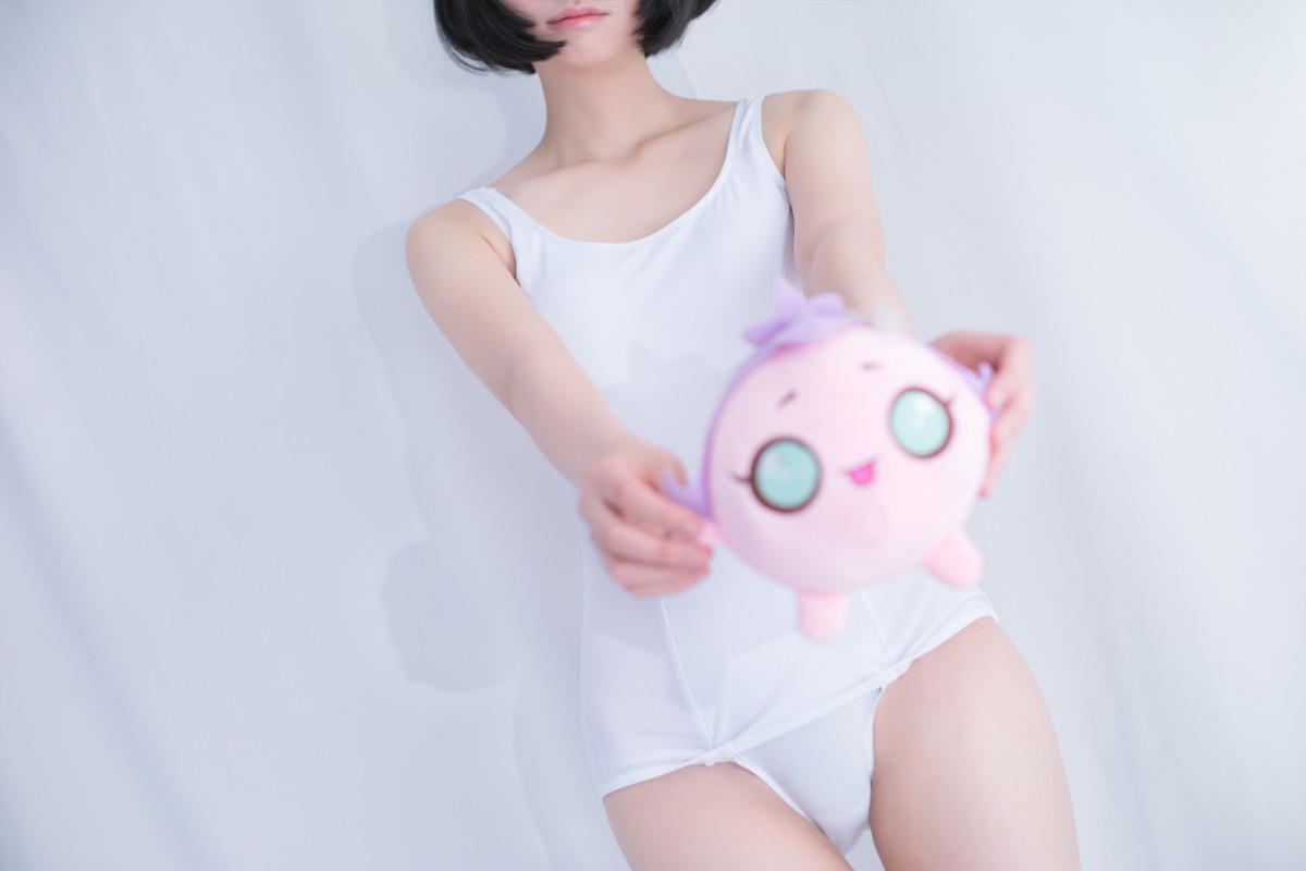 图片[4]-[轻兰映画写真]SPL.001 白色纯情丝袜秀 – COSPLAY-小乔阁