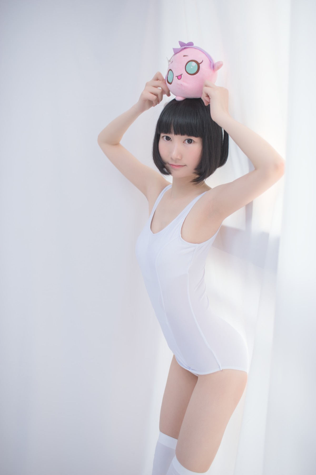 图片[23]-[轻兰映画写真]SPL.001 白色纯情丝袜秀 – COSPLAY-小乔阁