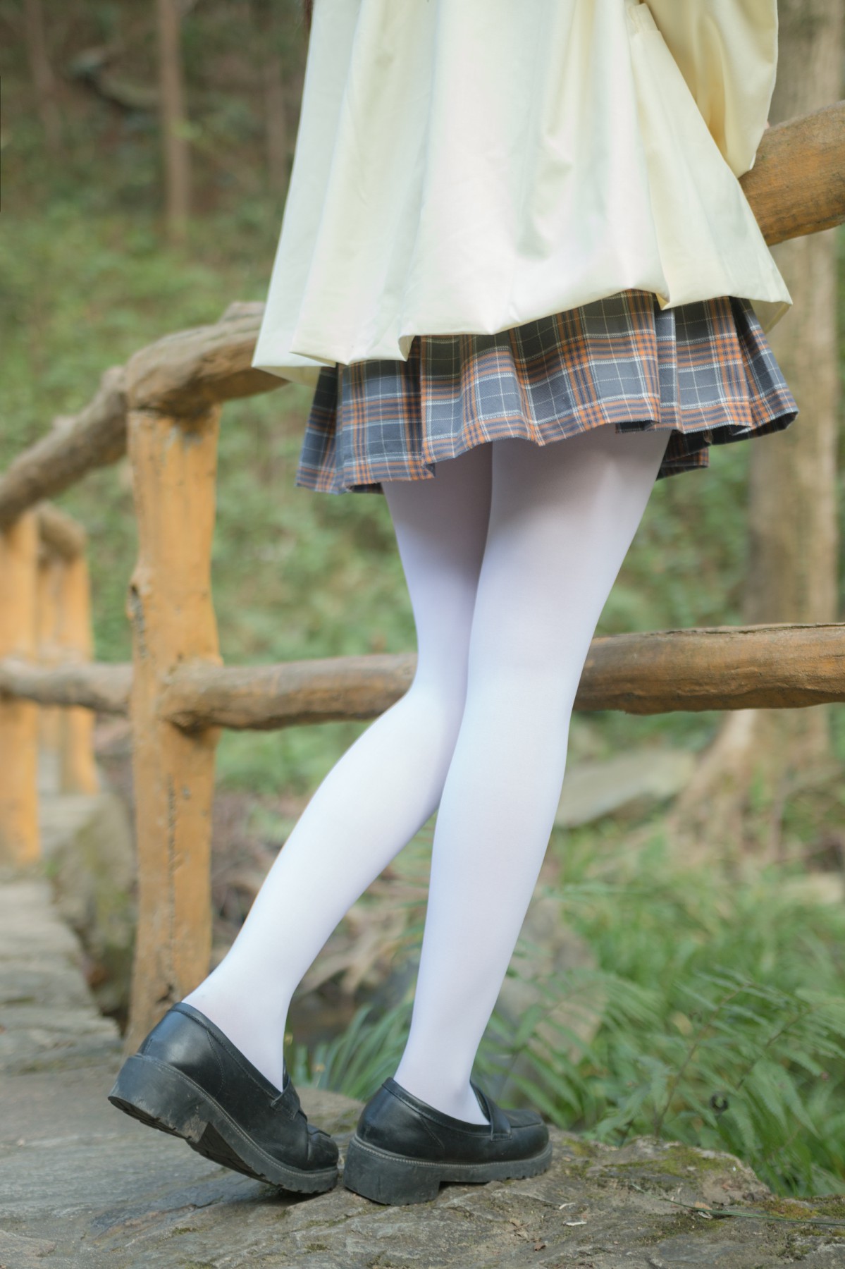 图片[27]-[轻兰映画写真]VOL.002_轻兰映画_福利社 – COSPLAY-小乔阁