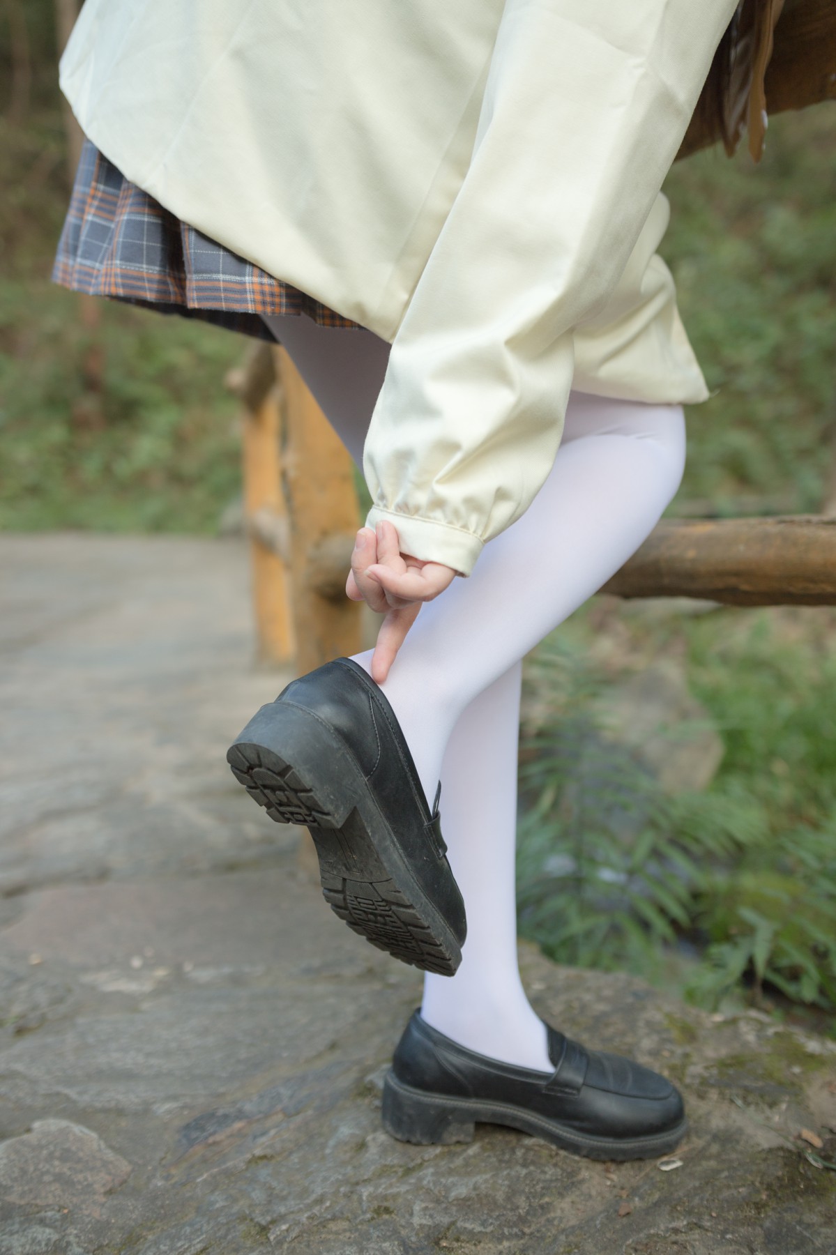 图片[31]-[轻兰映画写真]VOL.002_轻兰映画_福利社 – COSPLAY-小乔阁