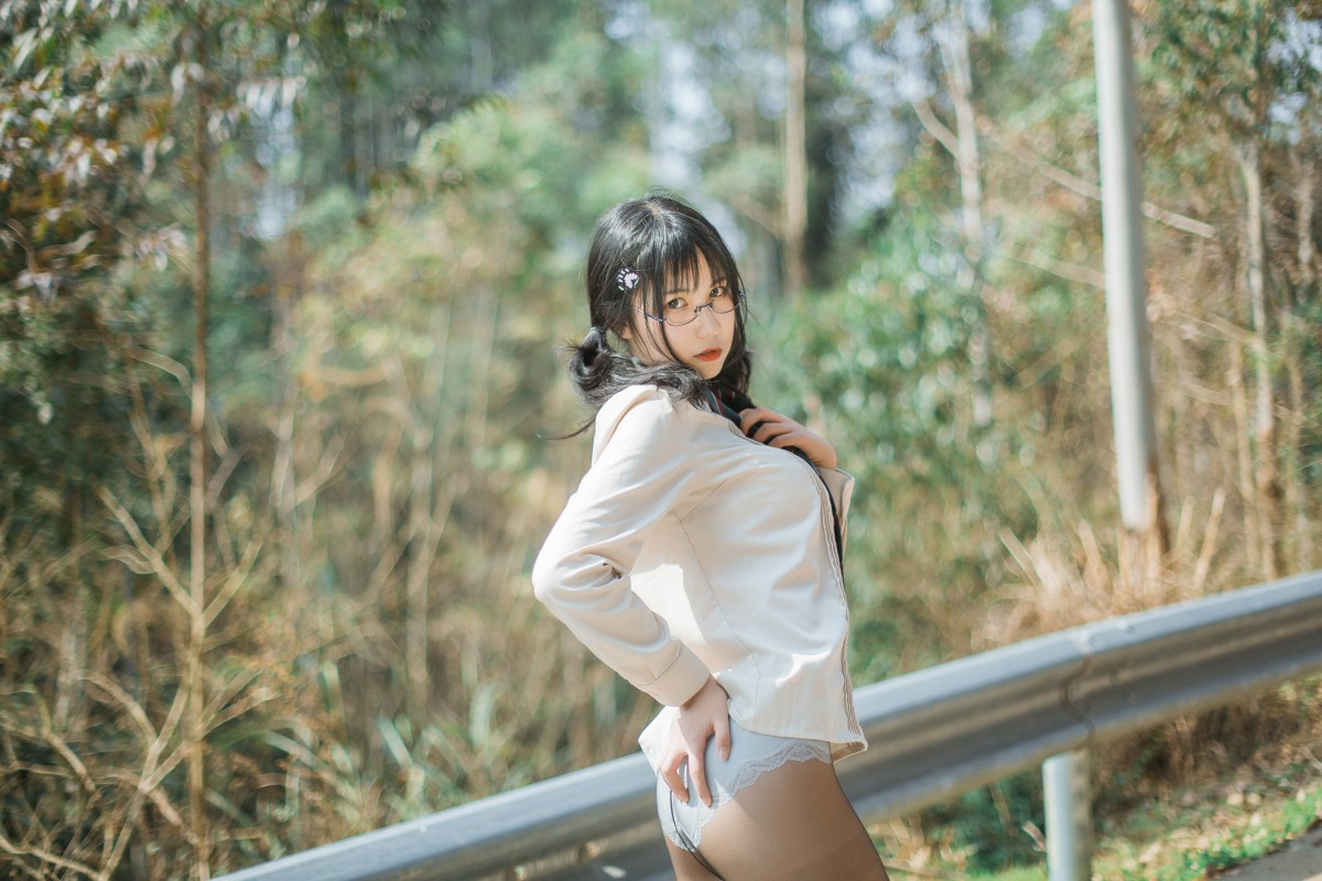 图片[20]-COSER美女逐月su – 乡间小路 – COSPLAY-小乔阁